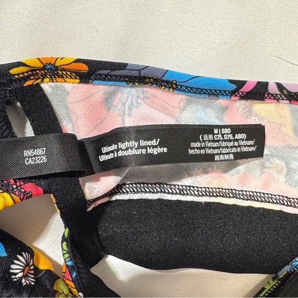 Victoria’s Secret PINK multicolored floral bikini top - Picture 5 of 5